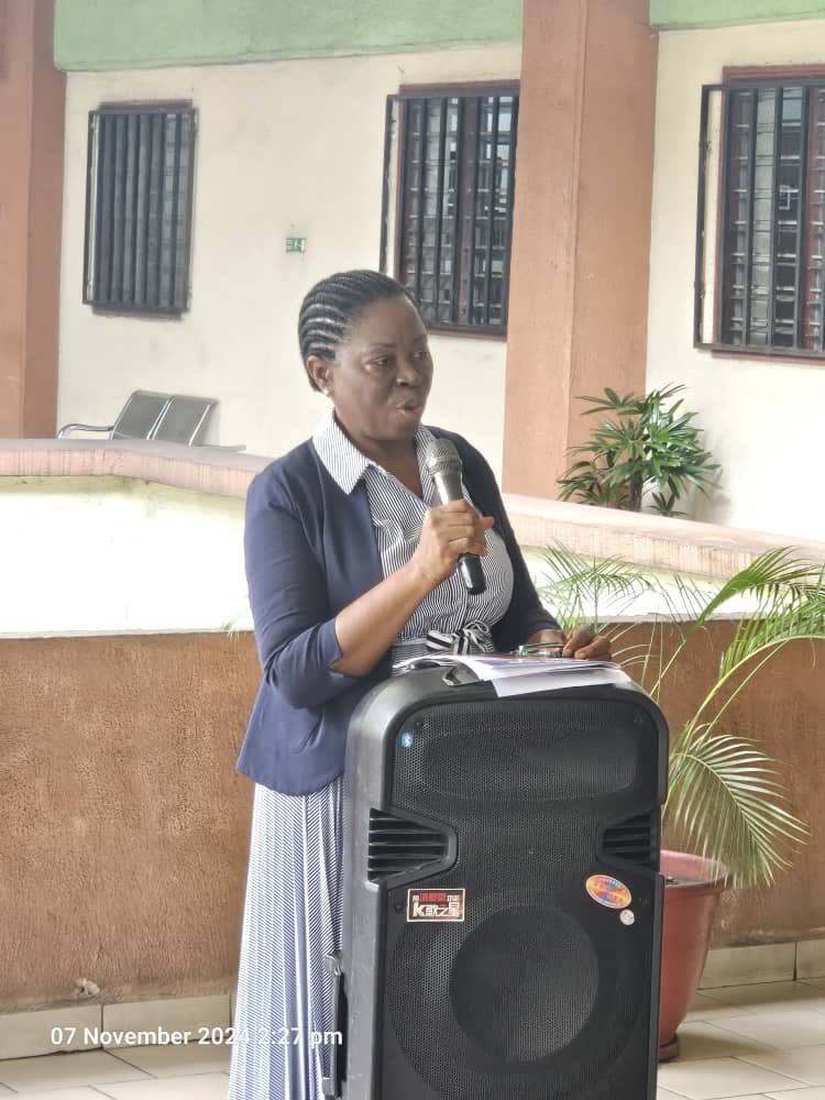 SenOhuabunwa's tweet photo. At the University Library .
The Librarian, Prof Helen Emasealu welcomed us and we interacted with the staff members.
#UniqueUniport
#UniPortCouncil
#UniversityTour https://t.co/h6kMPry1mj