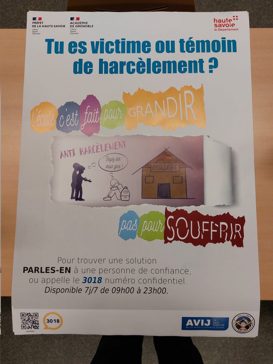 FredericBablon's tweet photo. Journée nationale de lutte contre le #harcèlement. Collège les Allobroges, action partenariale avec #avij74, #gendarmerie74, #prefecture74, #Dsden74 et #département74 et remise de prix aux élèves pour leur engagement. Bravo à tous ! @acgrenoble @DSDEN74 @HeleneInsel https://t.co/EPrtTGhnOa