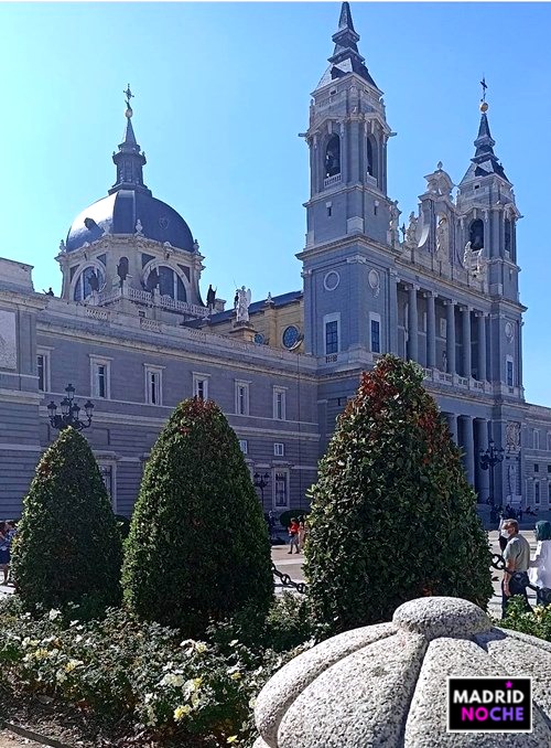 Planes para noviembre ➡️ Detalles en la bio.🍁

💙 Festival de Otoño
💙 Semana de la Ciencia
💙 Madrid Hotel Week
💙 Procesión de la Almudena
💙 Meninas Madrid Gallery
💙 Exposición El Rey León 
💙 Mercadillos Navideños
💙 Encendido luces Navidad