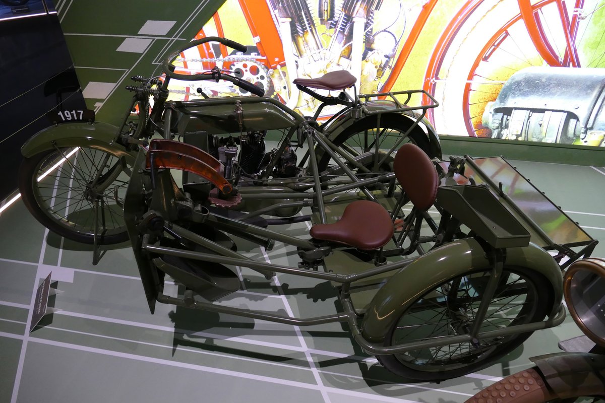 YPasholok's tweet image. Vickers-Clyno Mk.III motorbike
dzen.ru/a/Zyo_mrKvZDxs…
#motorbikes
#britishwheeled
#wwi