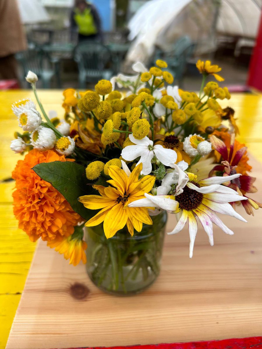WorcComGarden's tweet photo. We’re back on site this week, which means trustee Pat is able to undertake what is becoming an annual ritual: the creation of the “survival posey”, comprising flowers that survived the flood. Beautiful! https://t.co/THVKPA8g4n