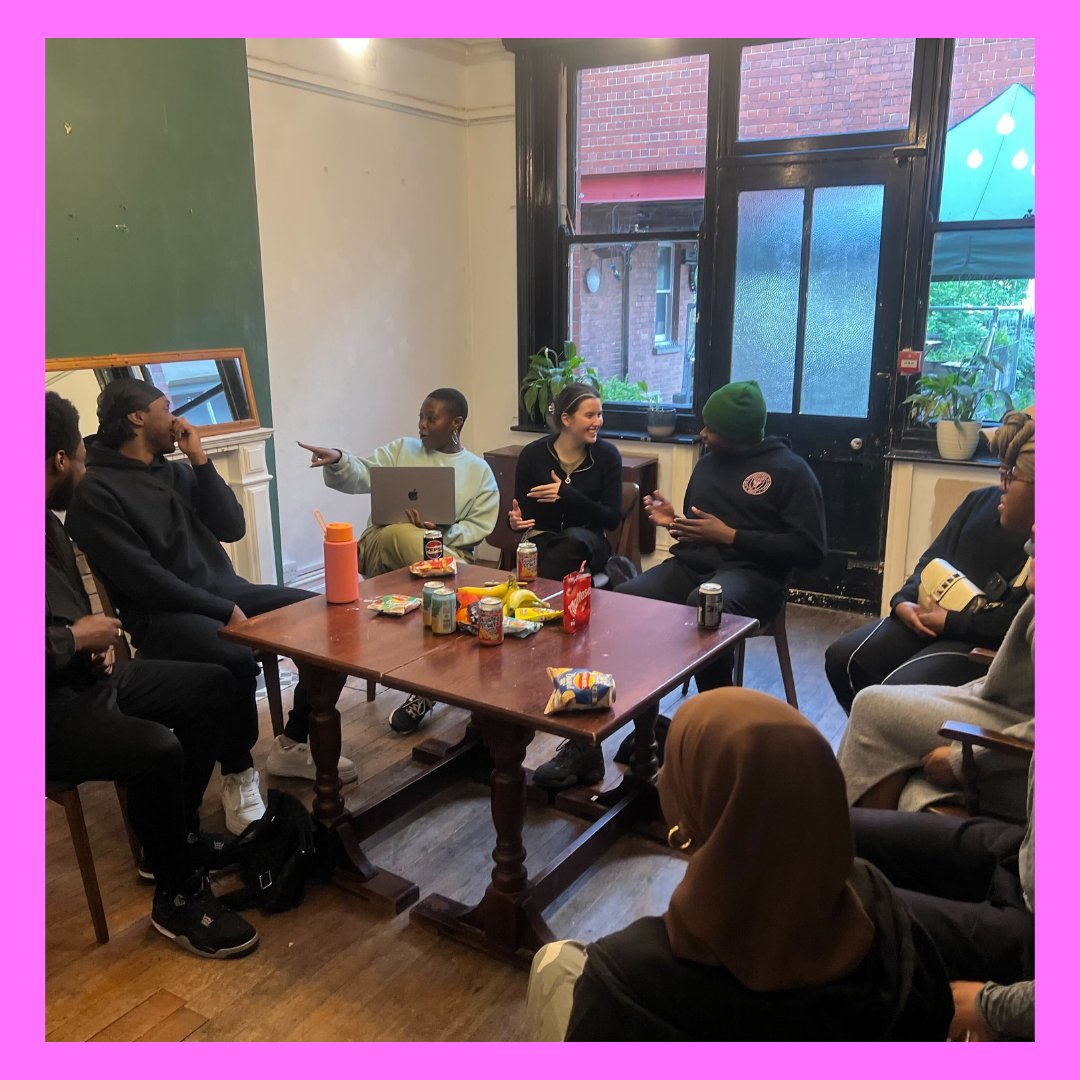 From theatre trips to acting workshops and more, it's been a fab year at the #BoundlessDramaClub... and it's not over yet 🥳
Sign up to our free mailing for 18-25 year olds for our next newsletter 🍂
Link &gt; bit.ly/BoundlessDrama…