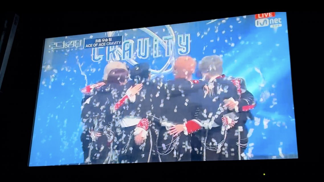 luvity_0801's tweet photo. だいすきなcravityおめでとうおつかれさま https://t.co/75pvKIdEIg
