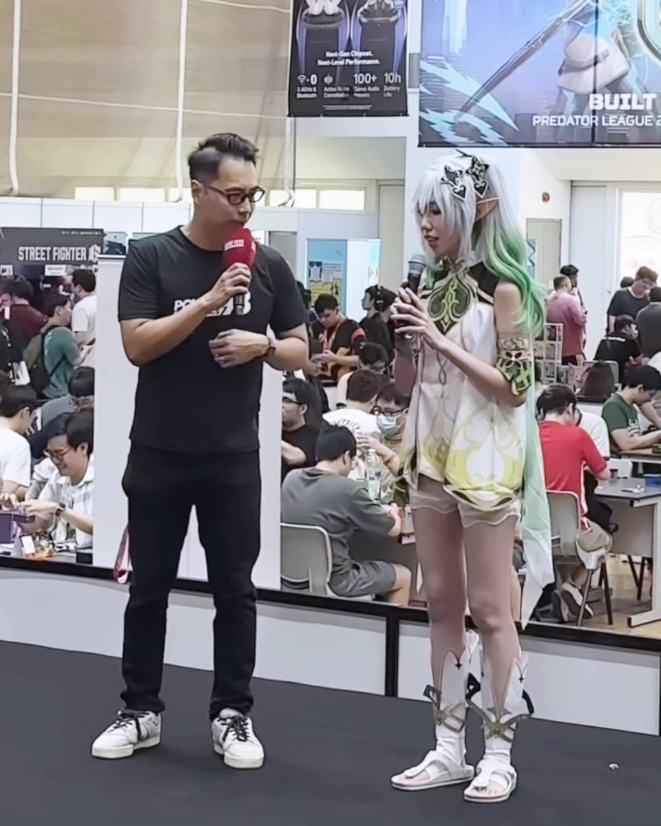 notfei98's tweet photo. Is 170cm too tall for Nahida?

asking for a friend btw 😂

#cosplay #GenshinImpact    #Nahida https://t.co/dUrB6ZV0cD