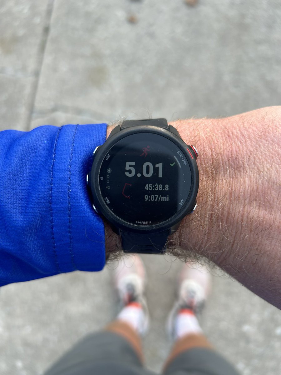 MikeREarnshaw's tweet image. Morning Miles

While I hate Daylight Savings now that it’s dark when I leave school, I do love it for early morning Autumn #runs!

#fitleaders #runner #running #marathon #marathontraining #dohardthings #nobodycaresworkharder #SelfCare #fitness #FitnessGoals #FitnessJourney