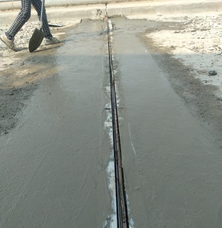 dicbudgam's tweet photo. Work on Restoration of Expansion Joints of Bemina Bridge, #Budgam has reached its final stages which shall ensure improved safety and connectivity for commuters #SafeConnectivity
@diprjk
@akshaylabroo
@ddnewsSrinagar https://t.co/ULNtqrVw4f