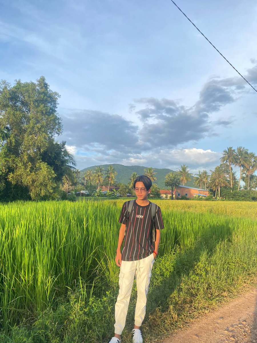 SamNang442083's tweet photo. ក្តឹបទី12ថ្មី😄 https://t.co/ukg9qWVBBu