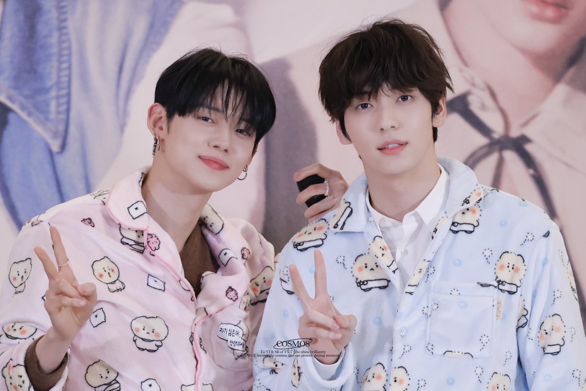 cosmos_913's tweet photo. [HQ] 241107 형아즈 행복만 해🩷🩵

#YEONJUN #연준 #SOOBIN #수빈 
#투모로우바이투게더 #TXT https://t.co/fajZ1EskHe