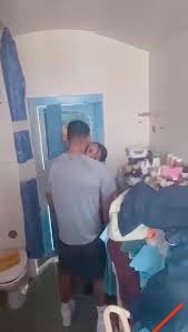 curious_time_x's tweet photo. Watch Full Video
HMP WANDSWORTH PRISON GUARD VIDEO👇
https://t.co/zp8fNyLlc2 https://t.co/AjkSDm5X1s