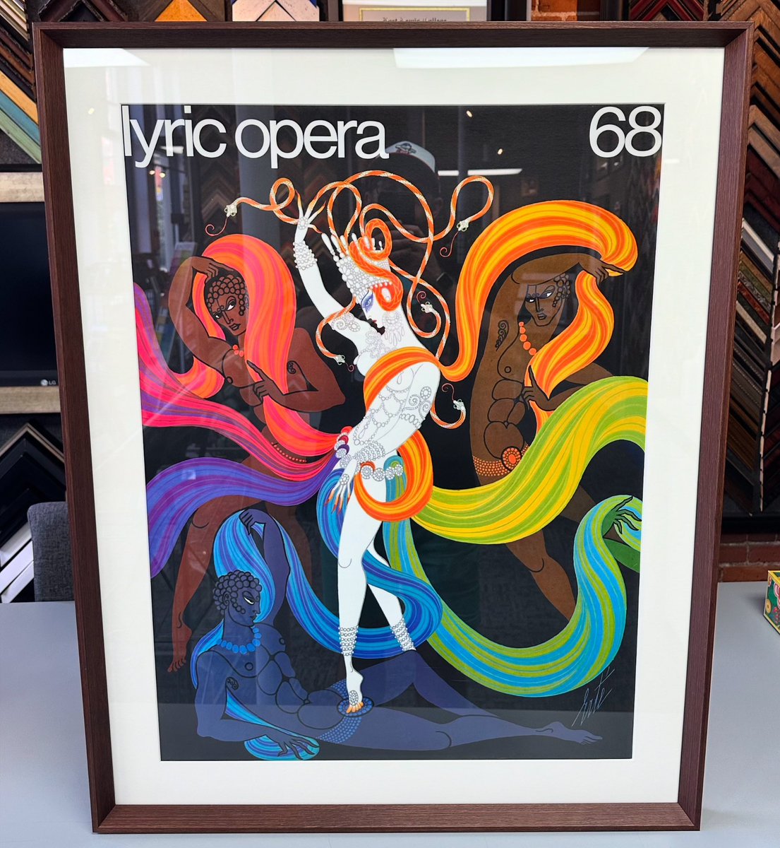 5280customframe's tweet photo. ‘Lyric Opera of Chicago, 1968’ poster custom framed using UV glass, acid-free matting and frame by AMPF Moulding! #art #denver #colorado #pictureframing #customframing #5280customframing #topofthetown #lyricoperaofchicago @truvueglazing @Crescent_CP https://t.co/Lq7Sx5NQZU