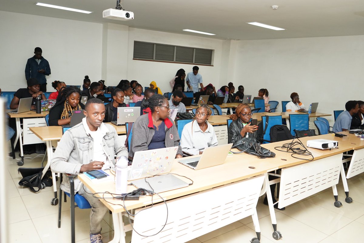 Sibiyanupdurauf's tweet image. 🚀 Thrilled to be part of the Hackathon of @icphub_KE From fresh perspectives to cutting-edge solutions, innovation is alive here. Let’s reshape the future together and make impact that counts!  💡
Thank u @icphub_KE 
#HackForChange #InnovationKenya #ICPHackathon #blockchain