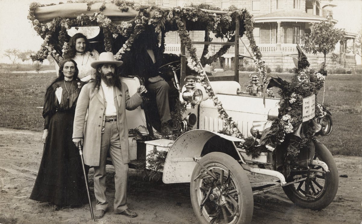 Upcoming event on Nov. 13th! "Salvation and Scandal at Michigan’s House of David" at 1pm in the Hoffman Room, of Swan Hall at the URI Center for the Humanities.This event will also be live-streamed to the public. Learn more: web.uri.edu/humanities/a-b…