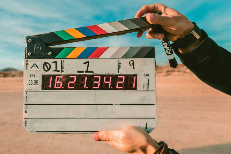 🎬 El <a href="/patillimona/">Pati Llimona</a> presenta la segona edició del #PatiDeCine, un cicle per gaudir i reflexionar sobre el setè art, dins del circuit #PantallaBDC.

Sessions accessibles, sense necessitat de coneixements previs. 👉 i.mtrbio.com/vlacfagpbv