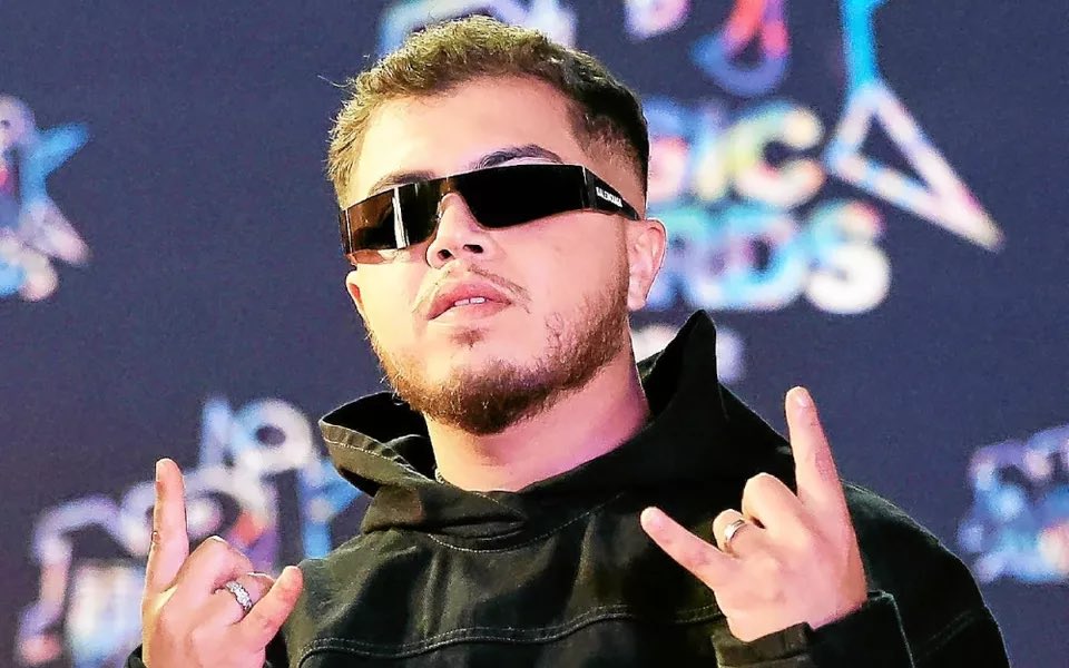 LaWavefr's tweet photo. On y aurait jamais pensé mais on aura bel et bien un feat entre DJ Snake et Hamza.

« DIANA »

🗓️ 13 NOVEMBRE

SAUCEGOD WORLWIDE !!! https://t.co/mhL7AE04jH