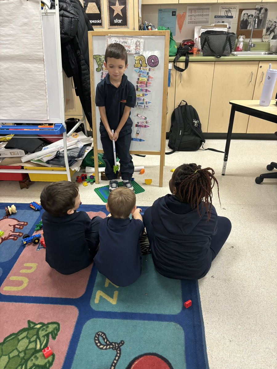 mskurnikk's tweet photo. Some learning moments from October: Our students have been collaborative contributors working together on new centers and exploring their interest 🙂. @stpetersmilton @ms_garcia88 https://t.co/RQnZjXT49L