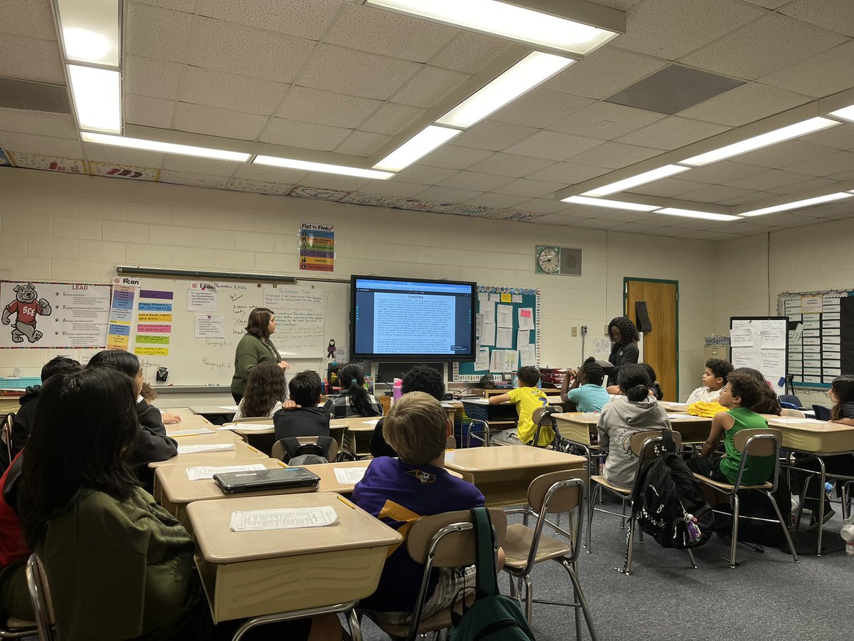 I’m so proud of the co-teaching happening <a href="/SCEBulldogs/">SCE</a>!  We are better together! #BulldogStrong