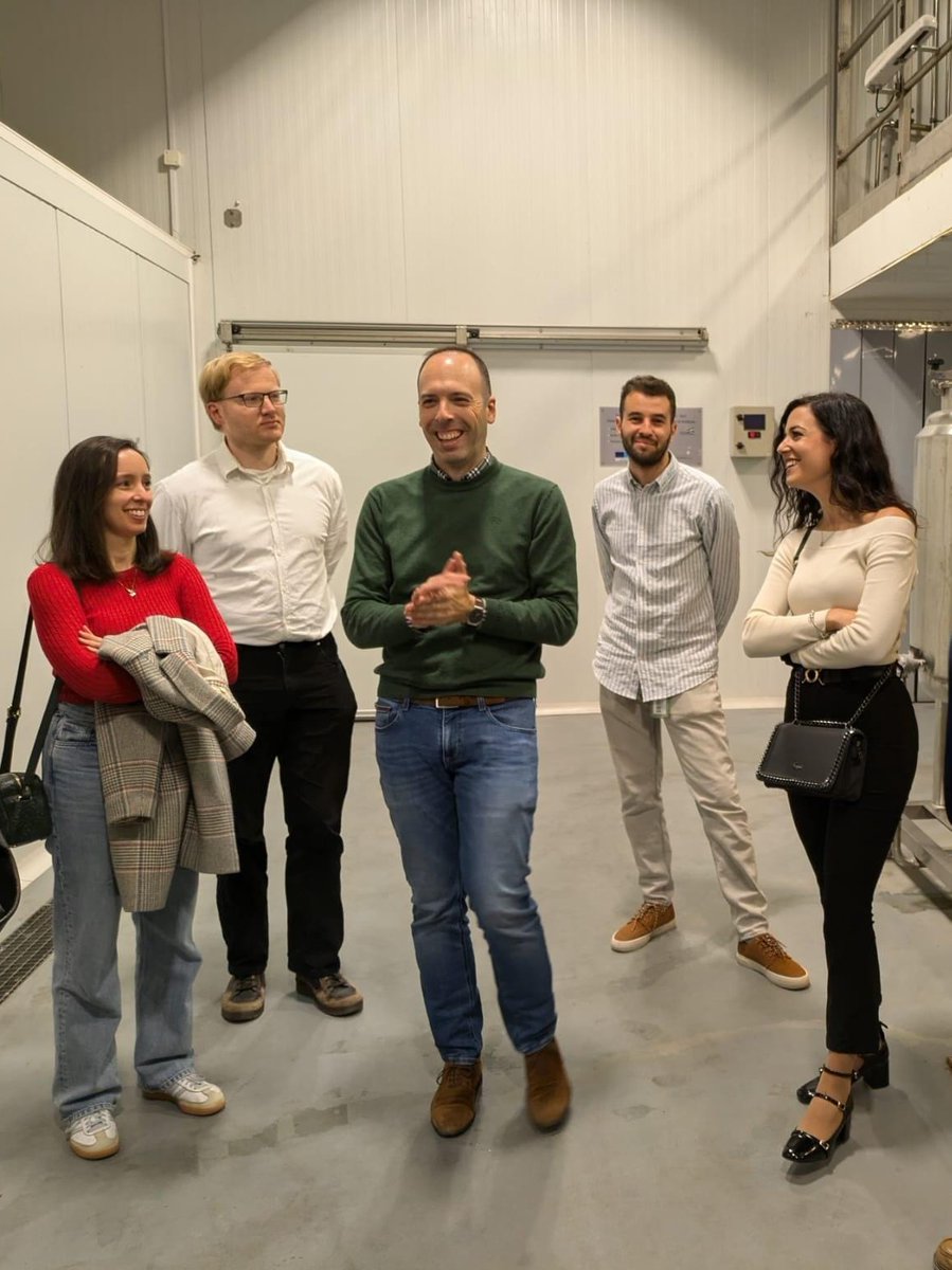 CTCAlimentacion's tweet photo. Responsables y técnicos del CTNC participan en un Networking para la captación de conocimiento en la sede de @Domca_Spain  en el marco del #proyecto ET3OXICLEAN con técnicos de CEW y @wetsus https://t.co/xs8YHDiXVo