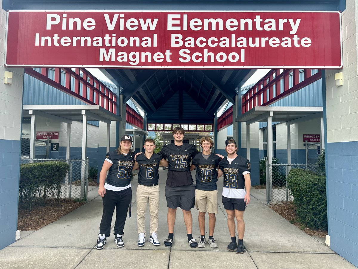 Tonight is the Butter Bowl, and our Senior night. Our Senior Gators went back to their elementary schools to see the students and help out in the car rider line! #GoGators! <a href="/ConnertonElem/">Connerton Elementary</a> <a href="/PascoPVES/">Pine View Elementary</a> <a href="/SandersSMES/">Sanders Mem Elementary, Pasco's 1st STEAM Magnet</a> <a href="/PascoCountyFB/">PascoCountyFB</a> <a href="/LOLHSTDClub/">Touchdown Club</a> <a href="/LOLHSPrincipal/">Land O' Lakes High School</a> <a href="/PascoCoSports/">Pasco County Sports</a>