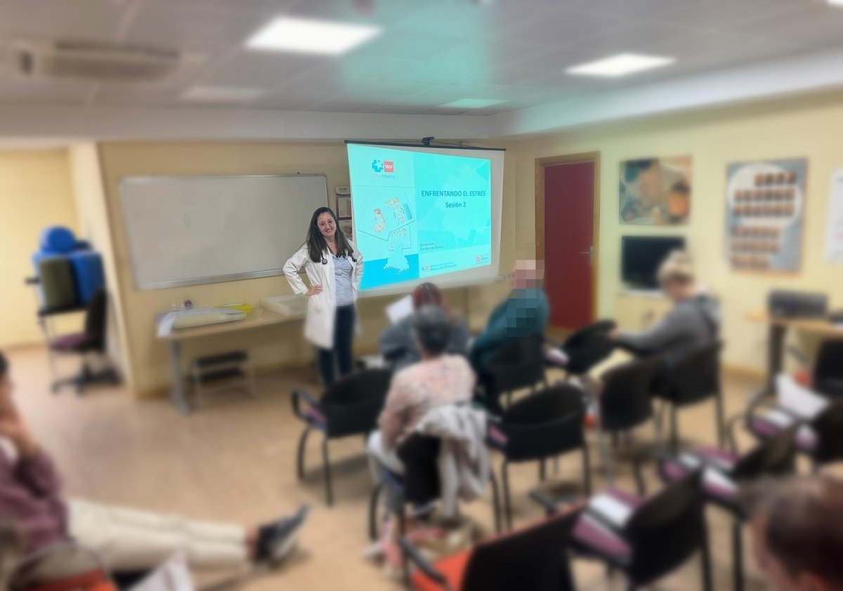 Hoy comenzamos nuevo taller de alimentación saludable 🍽️y continuamos con taller de manejo del estrés 🙂‍↕️... si estás interesado en participar en próximas ediciones pregunta en nuestro centro de salud e inscríbete 🏥