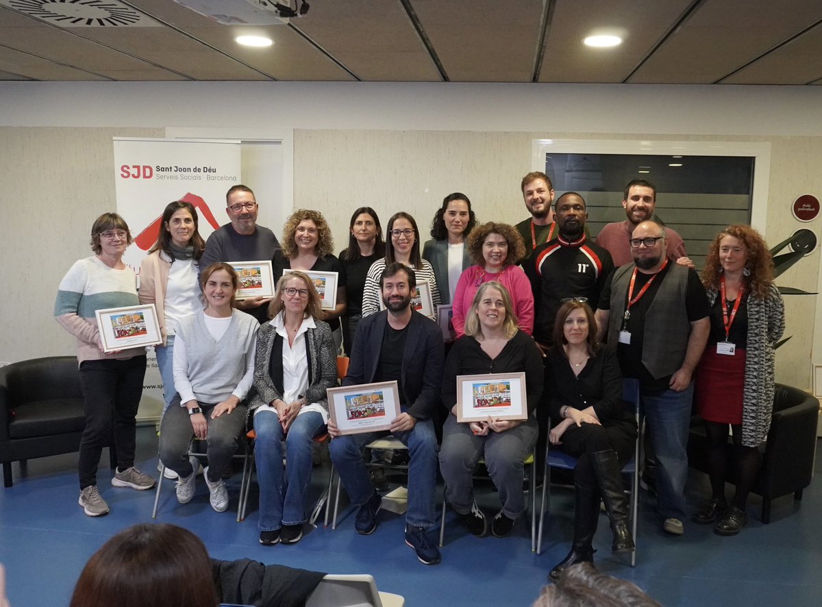 Sant Joan de Déu Serveis Socials Barcelona (@sjd_ss_bcn) on Twitter photo <a href="/tofolmarques/">Tòfol Marquès</a> <a href="/solidaritatSJD/">Solidaritat Sant Joan de Déu</a> <a href="/OHSantJoandeDeu/">Sant Joan de Déu</a> <a href="/assocVINCLE/">Associació VINCLE</a> ❤️ Acabem la jornada amb una menció especial a les empreses i entitats implicades amb Creu dels Molers: CET Intecserveis, <a href="/abbahoteles/">abba Hoteles</a>, <a href="/barcelonactiva/">Barcelona Activa</a>, <a href="/fundacioared/">Fundació Ared</a>, <a href="/MenniBenito/">Fundación Benito Menni</a>, Fundació Germà Benito Menni, Residència La Torreta, <a href="/MuseuNac_Cat/">Museu Nacional d'Art de Catalunya | MNAC</a>, @PdcPobleSec i <a href="/CCElSortidor/">Centre Cívic El Sortidor</a>. <a href="/tofolmarques/">Tòfol Marquès</a> <a href="/solidaritatSJD/">Solidaritat Sant Joan de Déu</a> <a href="/OHSantJoandeDeu/">Sant Joan de Déu</a> <a href="/assocVINCLE/">Associació VINCLE</a> ❤️ Acabem la jornada amb una menció especial a les empreses i entitats implicades amb Creu dels Molers: CET Intecserveis, <a href="/abbahoteles/">abba Hoteles</a>, <a href="/barcelonactiva/">Barcelona Activa</a>, <a href="/fundacioared/">Fundació Ared</a>, <a href="/MenniBenito/">Fundación Benito Menni</a>, Fundació Germà Benito Menni, Residència La Torreta, <a href="/MuseuNac_Cat/">Museu Nacional d'Art de Catalunya | MNAC</a>, @PdcPobleSec i <a href="/CCElSortidor/">Centre Cívic El Sortidor</a>.