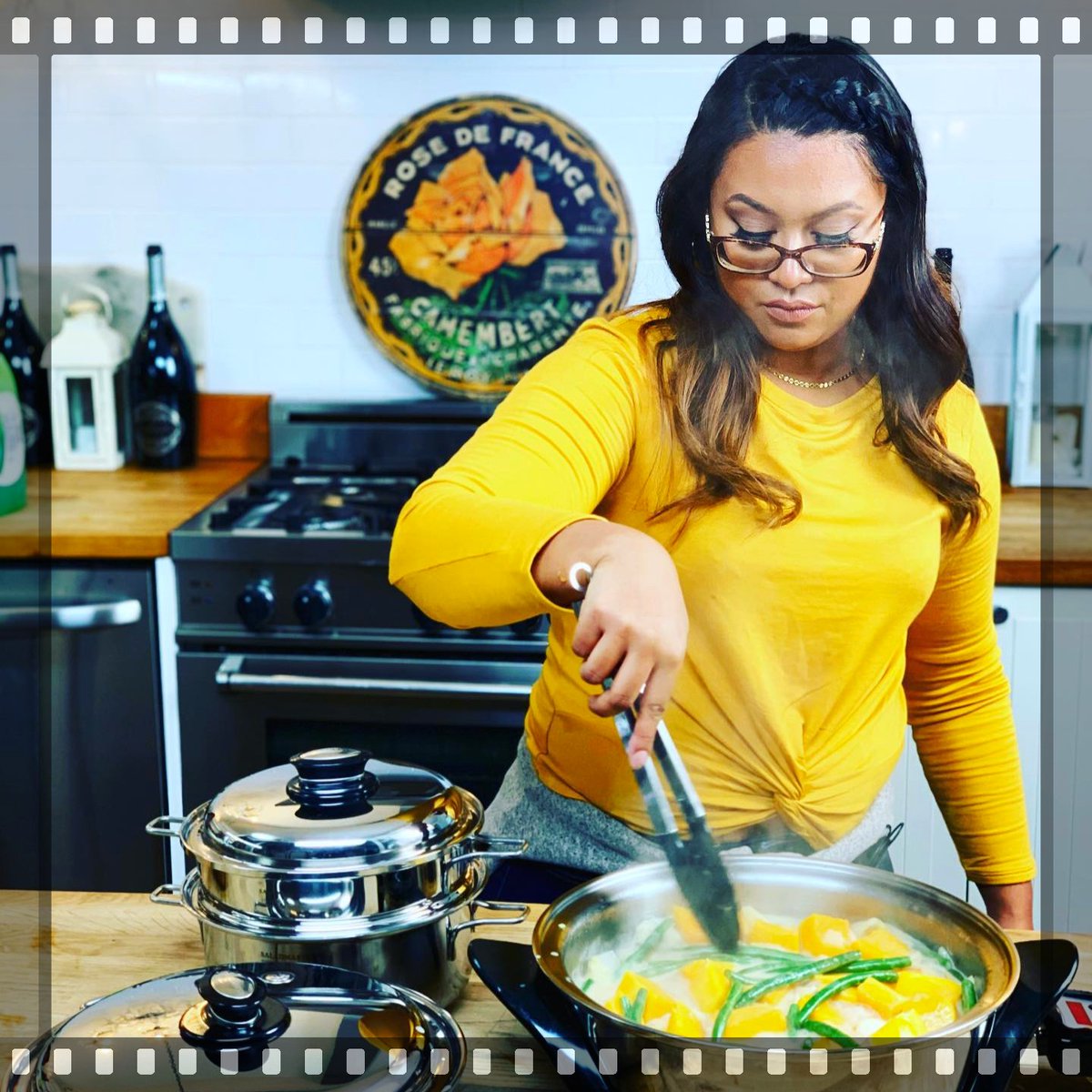 FR_Films's tweet image. Travel back to our @mommacuisine days where the kitchen magic happened!  We love to capture every delicious detail for food brands and chefs alike. 
Interested in making your culinary creations shine? Let’s start cooking up some content together. DM us today :) #foodie #chefs