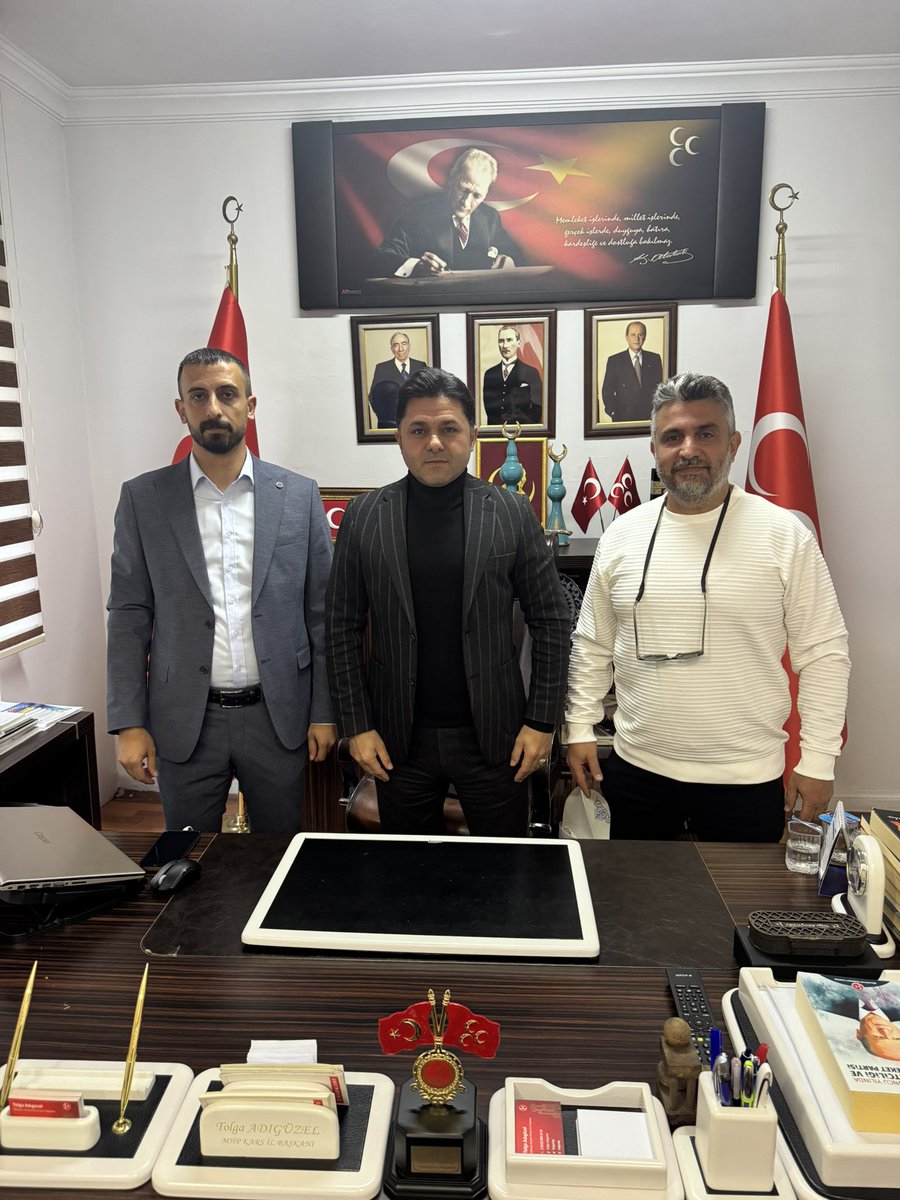 Genel müdürümüz ile beraber Milliyetçi Hareket Partisi Kars İl Başkanı Sn. Tolga ADIGÜZEL (<a href="/TolgaAdg/">Tolga Adıgüzel 🇹🇷🇦🇿 🇰🇬🇰🇿🇺🇿🇹🇲𐱅𐰇𐰼𐰚</a> ) beyi makamın da ziyaret ettik. Kıymetli Başkanımıza ilgi ve alakasından ötürü teşekkür ederiz.