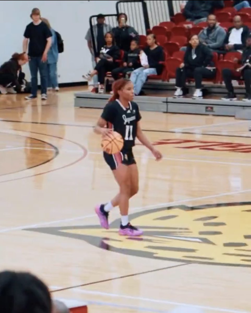 LWC Girls Basketball tweet media