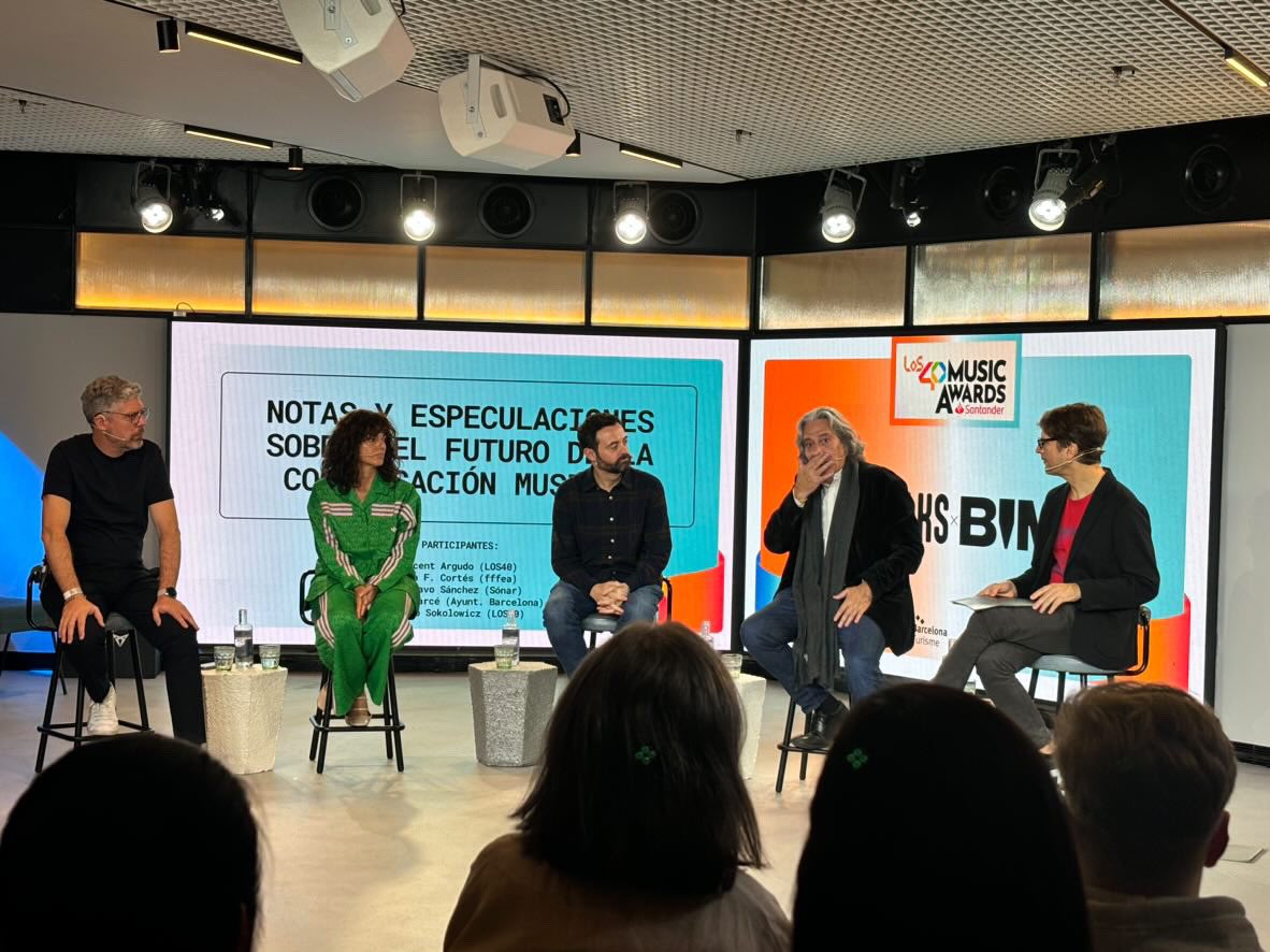 Gracias <a href="/Los40/">LOS40</a> <a href="/PRISARadio/">PRISA Radio</a> y <a href="/BIMEnet_/">BIME</a> por invitarnos a reflexionar sobre el futuro de la comunicación <a href="/LOS40/">LOS40</a> TALKS X BIME, en una jornada destinada a los profesionales de la industria musical @ Casa Seat #LOS40MusicAwardsSantander 
lavanguardia.com/vida/20241031/…