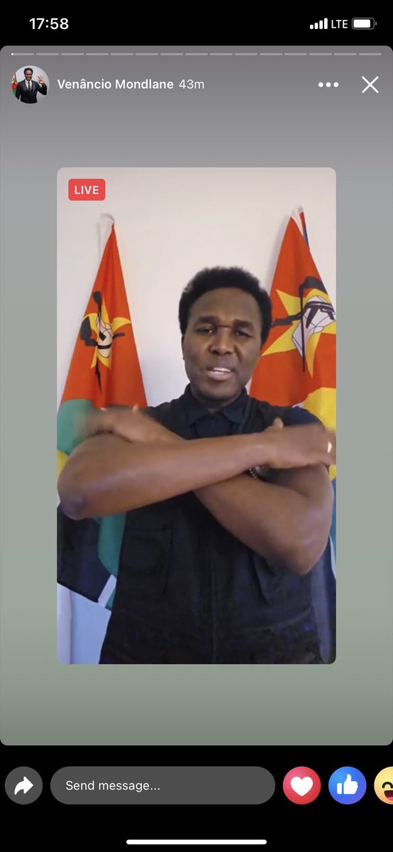cldsn__'s tweet photo. Resumo da live de papá de hoje:

1. F*ck Ministro da Defesa
2. F*ck Chissano
3. Não vim porque meu people me mandou encostar
4. F*ck UIR, sharau militares
5. ESTA MERDA NÃO PÁRA
6. 🙅🏾‍♂️🤭😘🖐🏾 https://t.co/s37B0Xuqhh