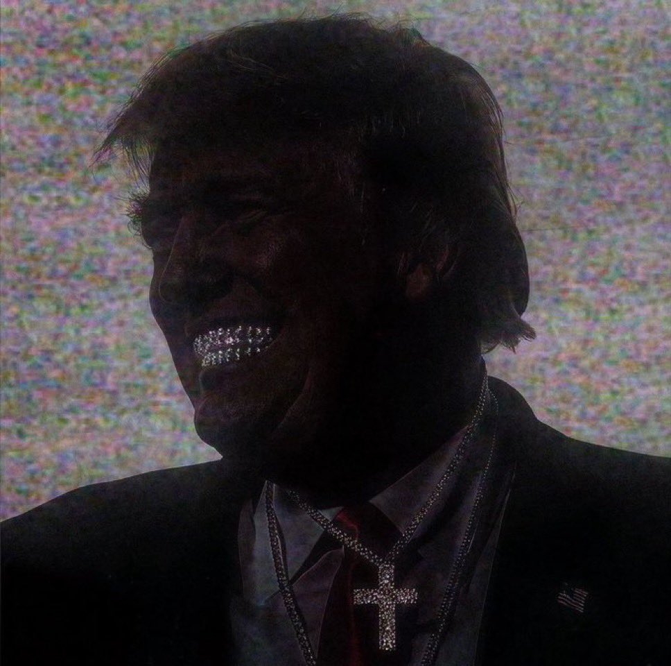 ExtremeBlitz__'s tweet image. Trump when his                   Trump when
opponent is an                    his opponent 
  old man with                         is a woman
     dementia