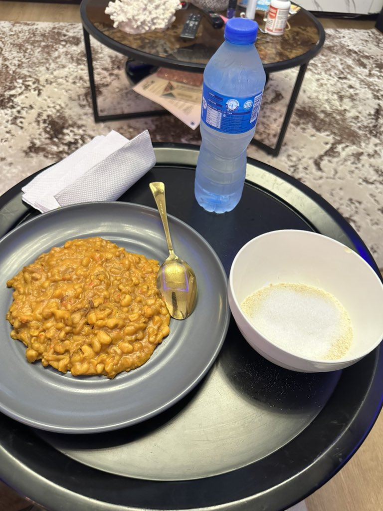 Ekitipikin's tweet photo. Come and eat o https://t.co/UzC7VeuCUj