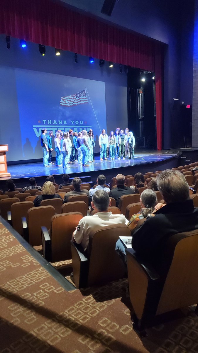 Today's Veterans Day Celebration was amazing. Our guest speaker, Dale Carver <a href="/orlandvets/">Orland Park Veterans Commission</a> spreads an incredible message about service. Thank you to <a href="/cshstuco/">Sandburg Student Council</a> for your efforts! <a href="/CHSD230/">District 230</a> @Rnolting21 <a href="/DSmithCSHS/">Derrick Smith</a> <a href="/KeithPekau/">Keith Pekau</a>