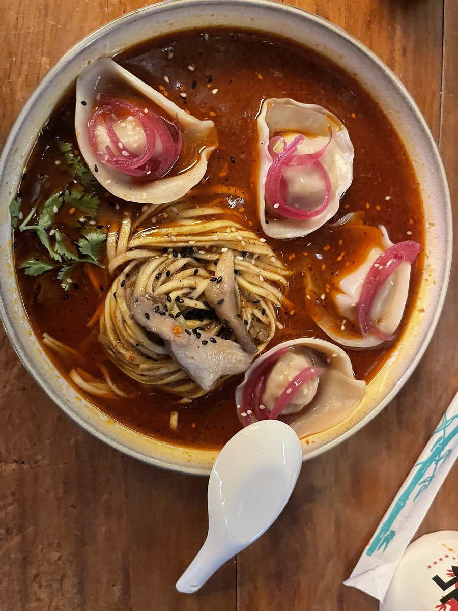 julian2616's tweet photo. Que viva el sancochó japonés https://t.co/XM2j14jWd4