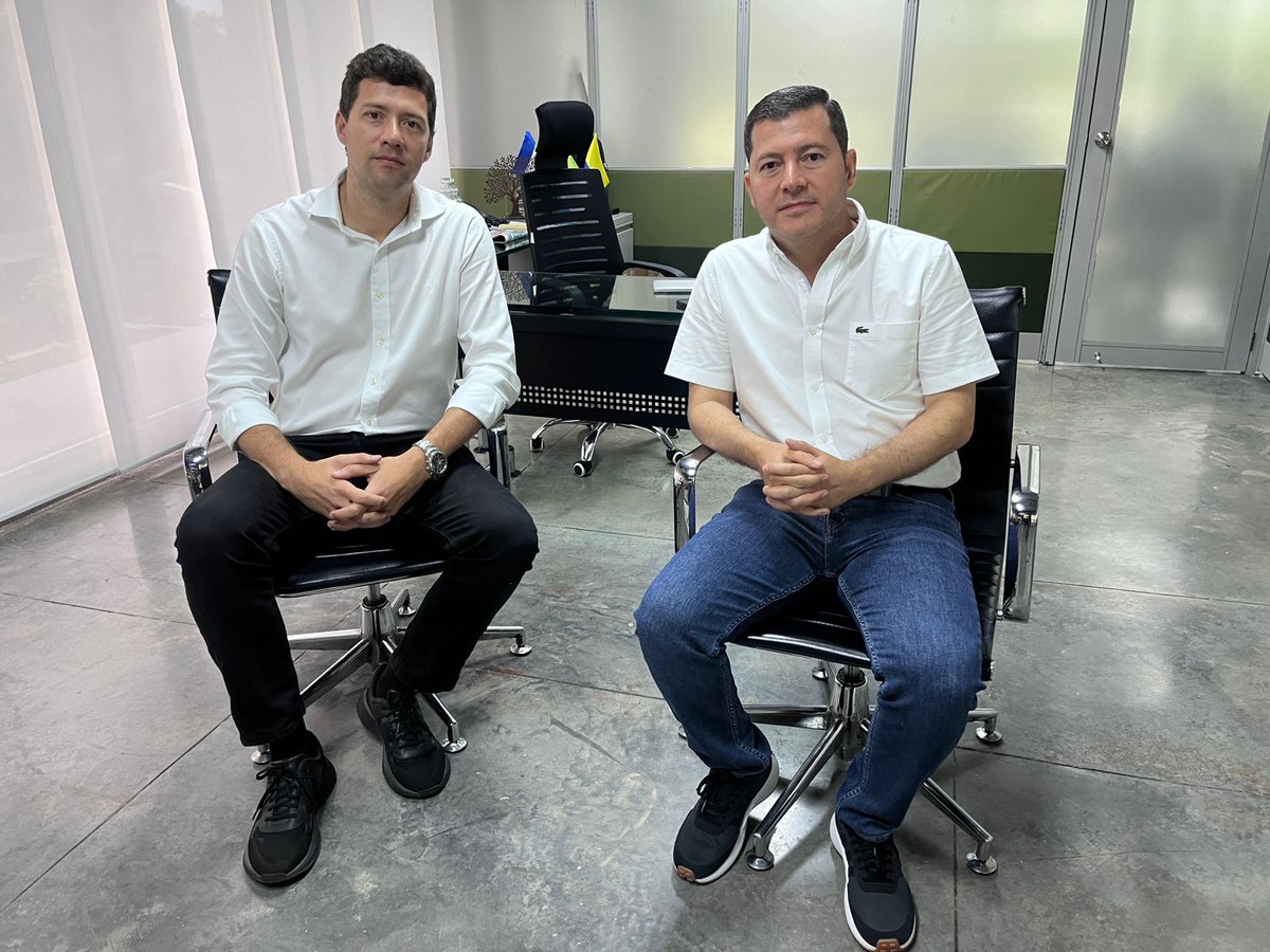 AqualiaColombia's tweet photo. #AqualiaEnCórdoba📍| Trabajamos por la sostenibilidad ambiental en nuestra región 🌎💚
🫱🏼‍🫲🏾 Uniremos esfuerzos para mejorar las condiciones ambientales a través de la prestación de los servicios públicos de agua y alcantarillado.
👷🏽‍♂️ Junto a profesionales de @minvivienda y de la @corporacioncvs, reafirmamos nuestro compromiso por el desarrollo sostenible de nuestra región.
Somos #NativosSostenibles 💦