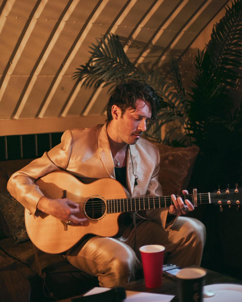 Listen With Monger (@listenwivmonger) on Twitter photo Tear jerking country story telling from <a href="/SamPalladio/">Sam Palladio</a> on brilliant single 'Wake Me Up In Nashville' out now via <a href="/wilfulpublicity/">Wilful Publicity</a> : listenwithmonger.blogspot.com/2024/11/sam-pa… Tear jerking country story telling from <a href="/SamPalladio/">Sam Palladio</a> on brilliant single 'Wake Me Up In Nashville' out now via <a href="/wilfulpublicity/">Wilful Publicity</a> : listenwithmonger.blogspot.com/2024/11/sam-pa…