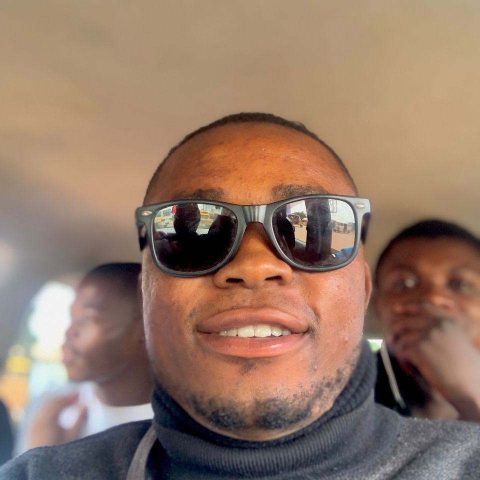willywillia2145's tweet photo. #NouvellePhotoDeProfil https://t.co/nFqjdpeoW2