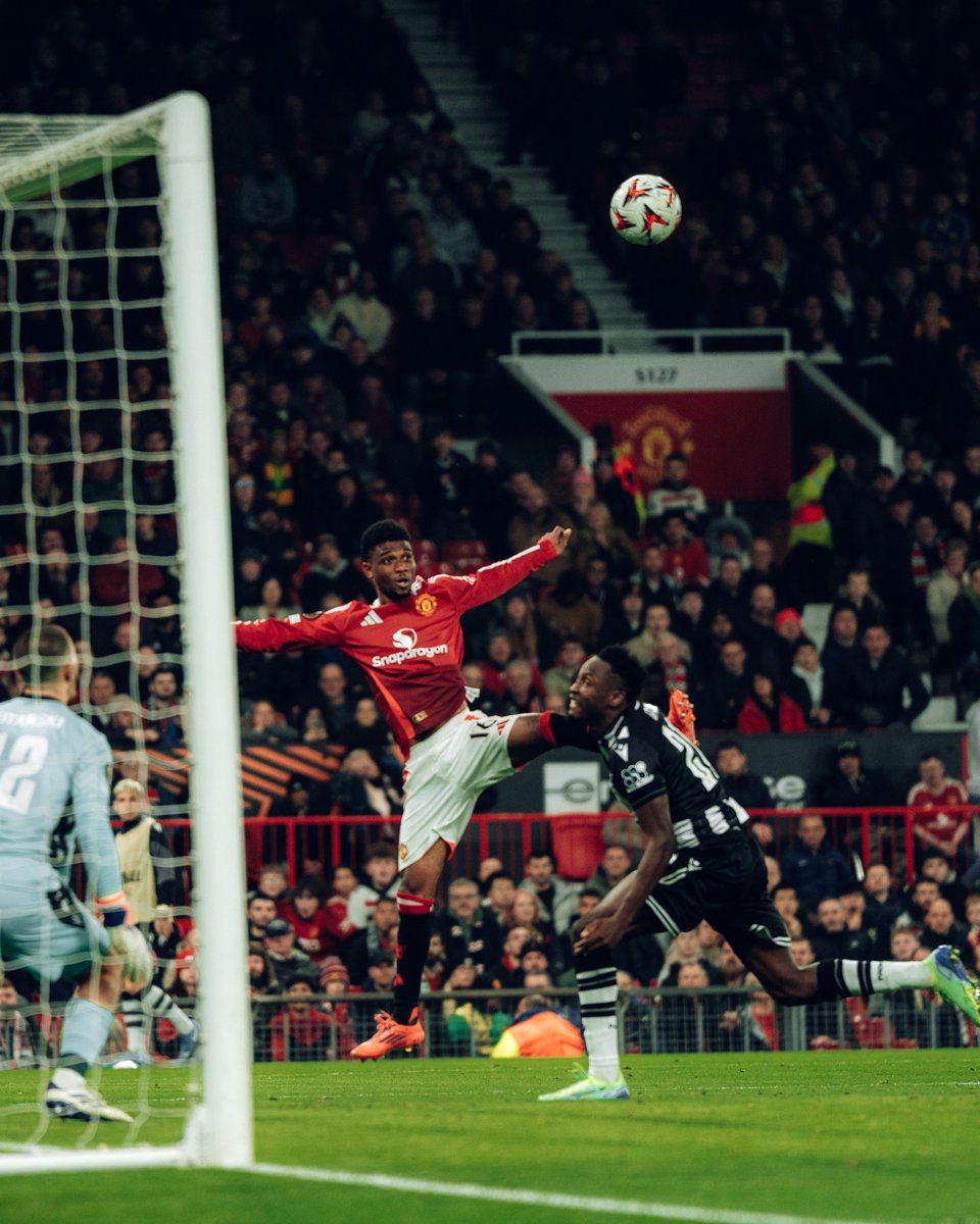 ManUtd's tweet photo. What. A. Header.

💫 @AmadDiallo_19

#MUFC || #UEL https://t.co/9o2Vw8DFBg