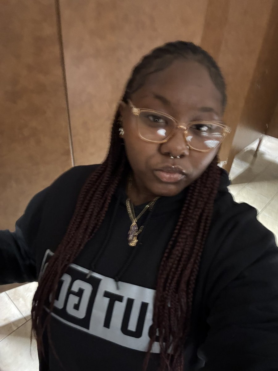 sumsexyyredhead's tweet image. her favorite cancer ⭐️ #nolabel