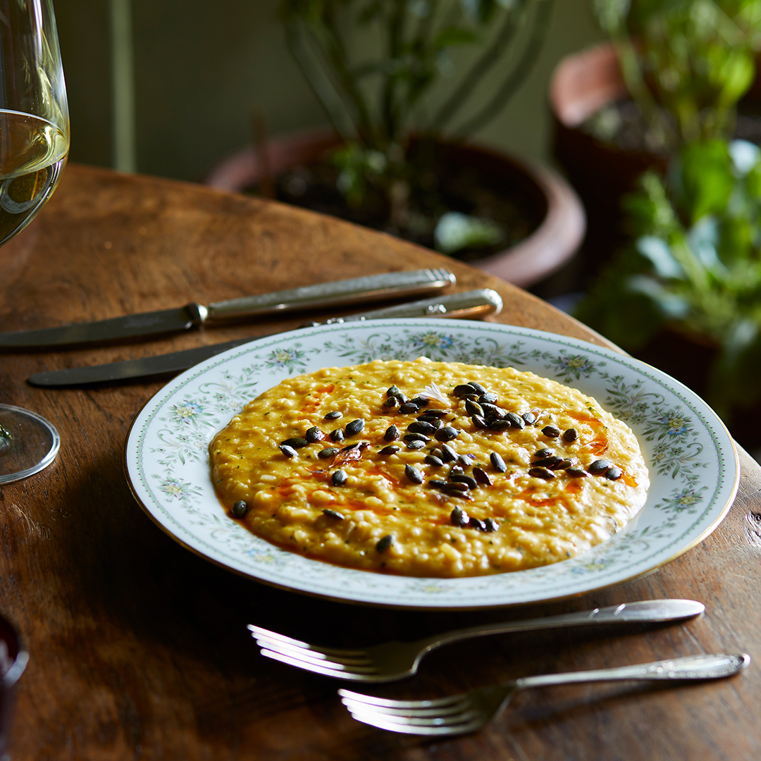 Our Much-loved mid-week lunch menu changes almost daily to celebrate the very best of what’s in season at each PIG, so no two visits (and no two menus) are ever the same!🌱🍽️🥕
 
Book a table today: thepighotel.com/offers/much-lo…