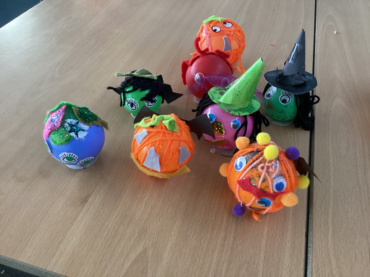 RosecroftPri's tweet photo. Better late than never I always say 😊 some Halloween balls made by the children during After school club. https://t.co/HcKOulrs8H