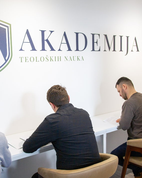 gracecollege's tweet photo. 🌟 Exciting news! Grace Theological Seminary has launched Serbia’s first accredited evangelical seminary, Akademija Teoloških Nauka! 🇷🇸✝️ Join us in celebrating this new beacon of hope! 🙌📚 

#GraceSeminary #HopeInSerbia https://t.co/rMgKvhJWbV