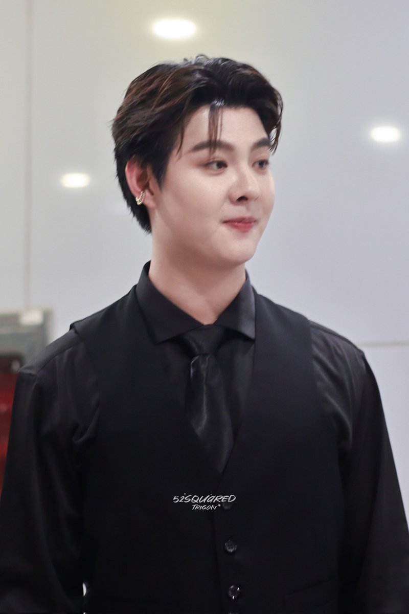 แล้วตะไมวันนี้น่ายักจังง่ะ 🤌🏻🤌🏻💖🧸

✧ ₊˚#Saint_sup​ #เซ้นต์ศุภพงษ์  ꒱ ‧⁺