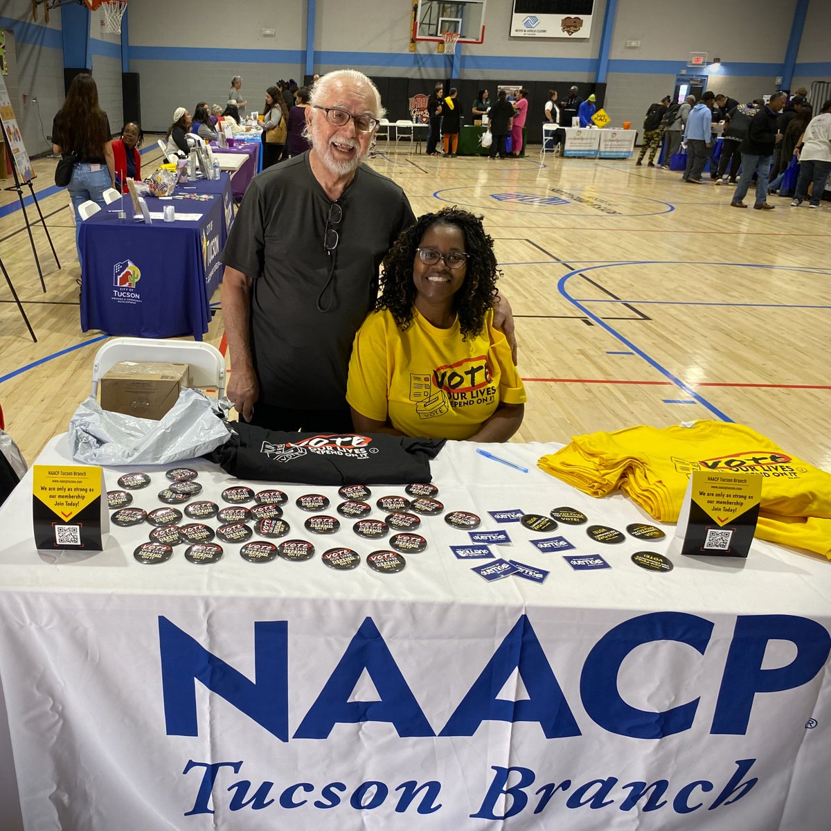 29thrive's tweet image. 29th Street Thrive &amp;amp; NAACP hosted the Housing Resource Fair at the Boys and Girls Club on 11/1/24  

This is the first event of 29th Street Thrive Action Activities. Thank you to all that supported and attended this event.