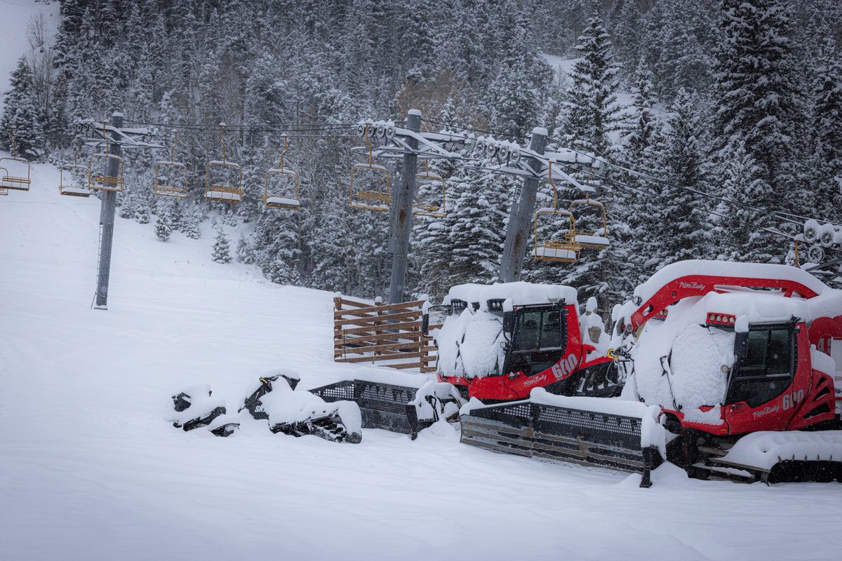 Red River Ski & Summer Area tweet media