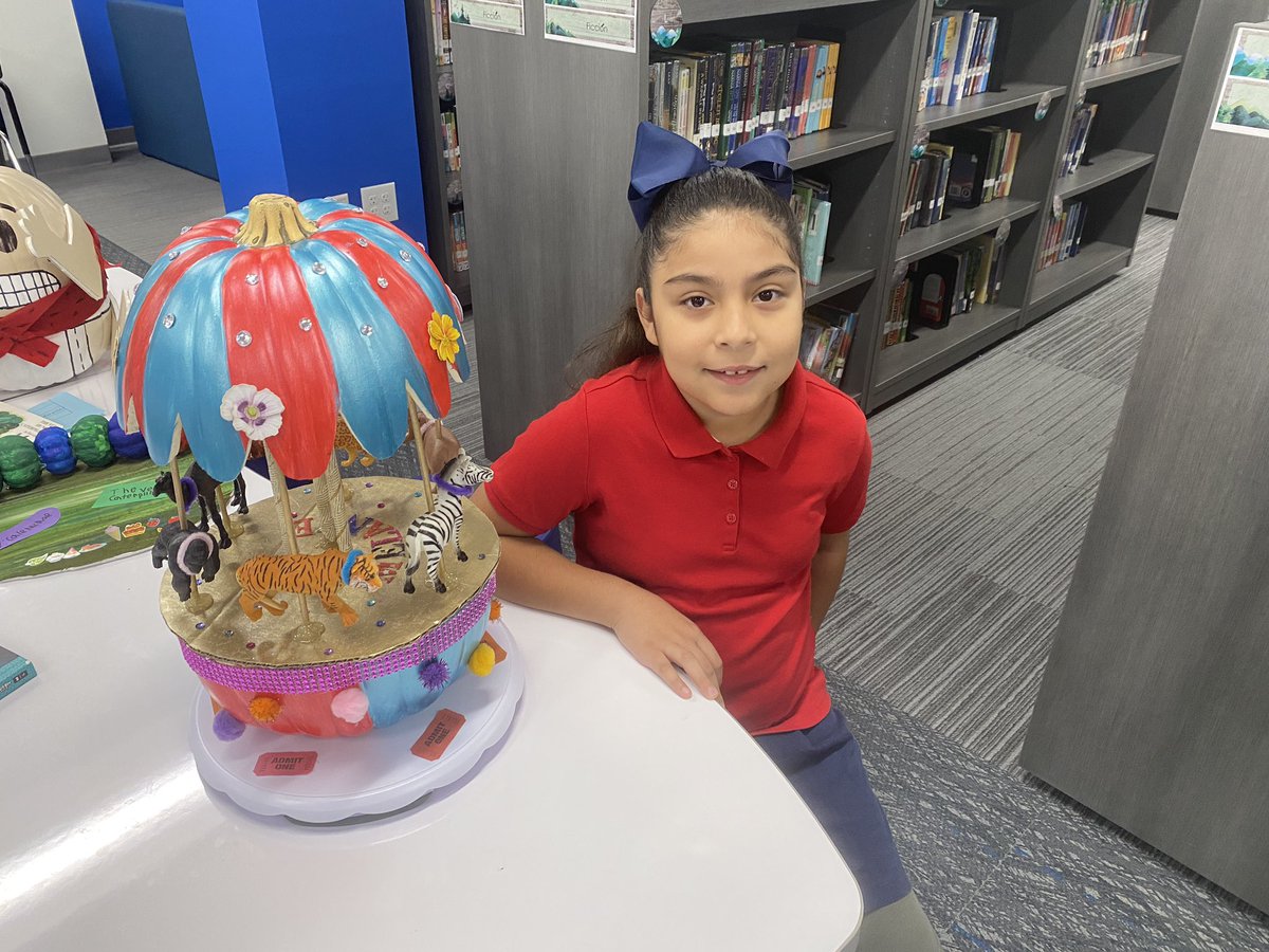 QueenB_Beta's tweet photo. Congratulations to our Storybook Pumpkin winners! @BlairElemEagles #cfblibraries https://t.co/kK9CxCvPvh