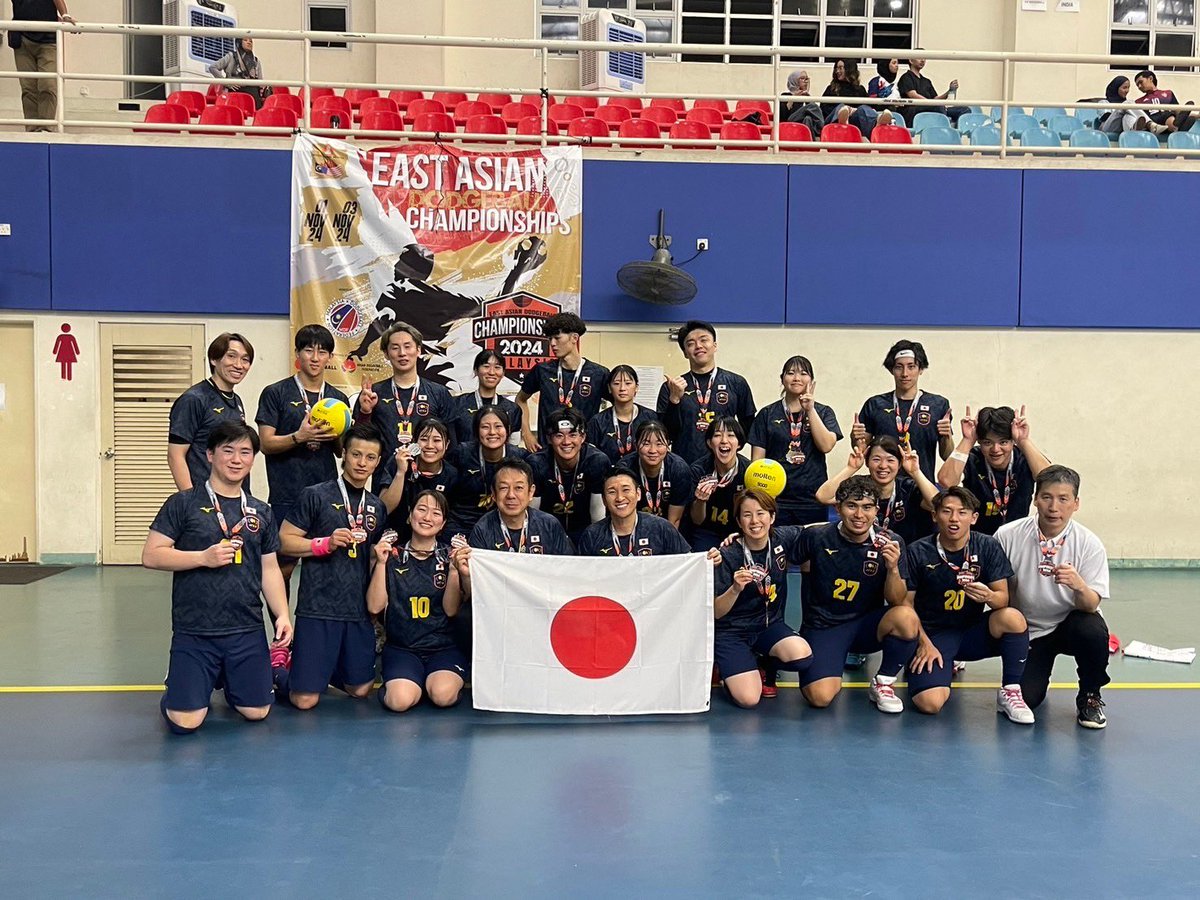 syoki20211218's tweet photo. 11/1~5 東アジアドッジボール選手権
結果
第3位🥉
沢山の応援ありがとうありがとうございました!
ワールドカップも応援よろしくお願いします!
#ドッジボール
#ドッジボール日本代表
#マルチボール#EastasiandodgeballChampionship
#Malaysia
#マレーシア
#クアラルンプール
#JDBA https://t.co/JCTj7IkpnQ