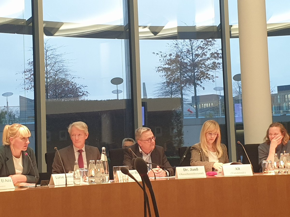 Ralf Suedhoff (@ralfsuedhoff) on Twitter photo Crucial discussion at Bundestag day 1 after announcement of new elections in Germany - why #humanitarian budget&principles need to be saved while asking if in future unified structures of develop. ministry & MfA in charge of hum. aid are needed?
<a href="/DEonHumanRights/">Menschenrechtsbeauftragter Lars Castellucci</a> @RenataAlt_MdB Crucial discussion at Bundestag day 1 after announcement of new elections in Germany - why #humanitarian budget&principles need to be saved while asking if in future unified structures of develop. ministry & MfA in charge of hum. aid are needed?
<a href="/DEonHumanRights/">Menschenrechtsbeauftragter Lars Castellucci</a> @RenataAlt_MdB