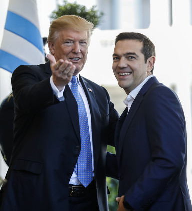 Tsipras_int3's tweet image. I was the first to fight the establishment in the stome of the lyk.