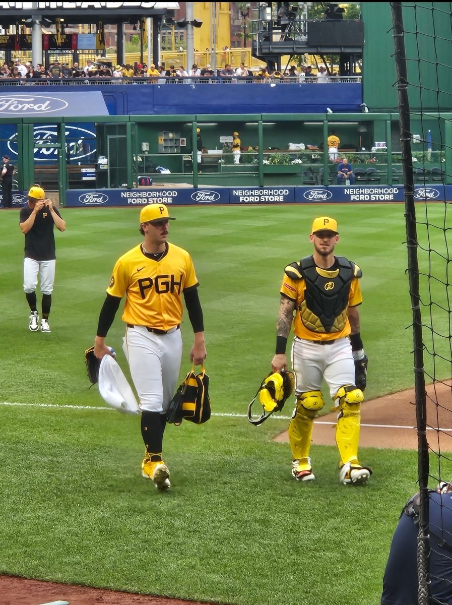 Large man. Deserving of such an award 👏