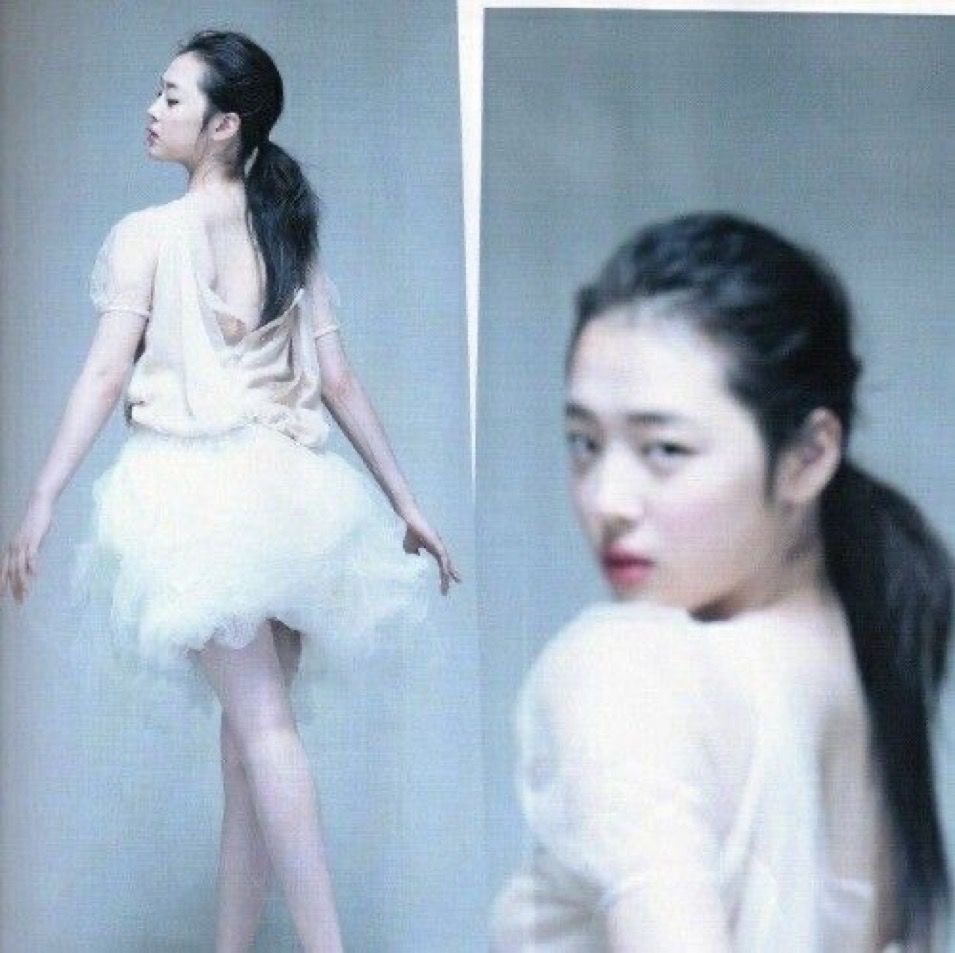 hourly sulli tweet media